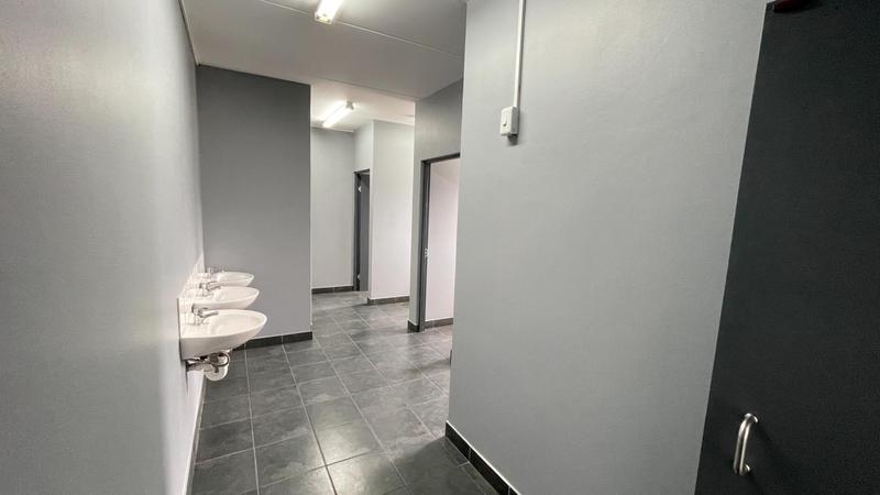 To Let commercial Property for Rent in Greenbushes Eastern Cape